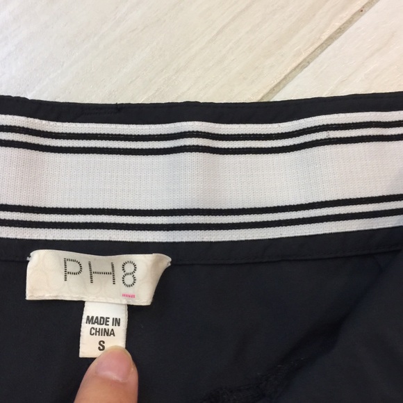 PH8 Shorts - Picture 4 of 4